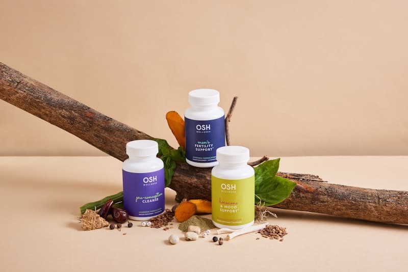 Ashwagandha supplement bottles and capsules comparison
