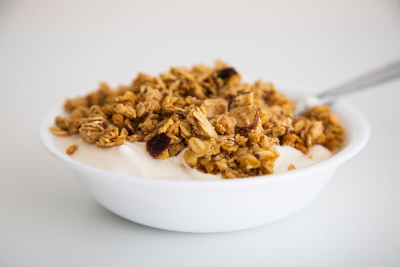 How to read yogurt labels — what to look for when choosing yogurt for gut health