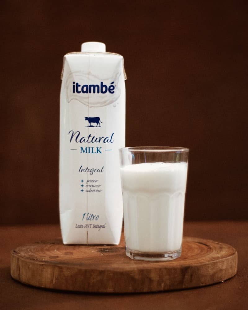 Lactose content per cup comparison — whole milk, kefir, yogurt, Greek yogurt, lactose-free yogurt
